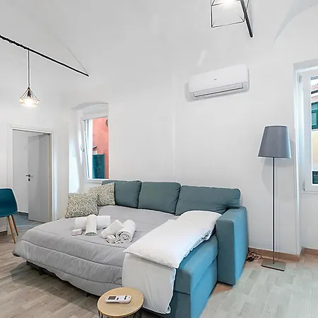 Апартаменти Saro House, Centre Apartment For 6 - Happy Rentals Санремо