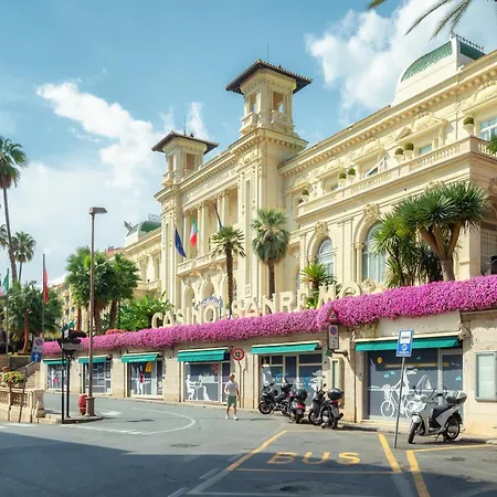 Saro House - Happy Apartament